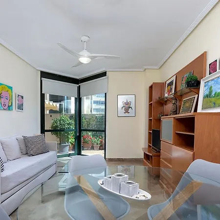 Chill & Terrace By Rent Me * מארבלה